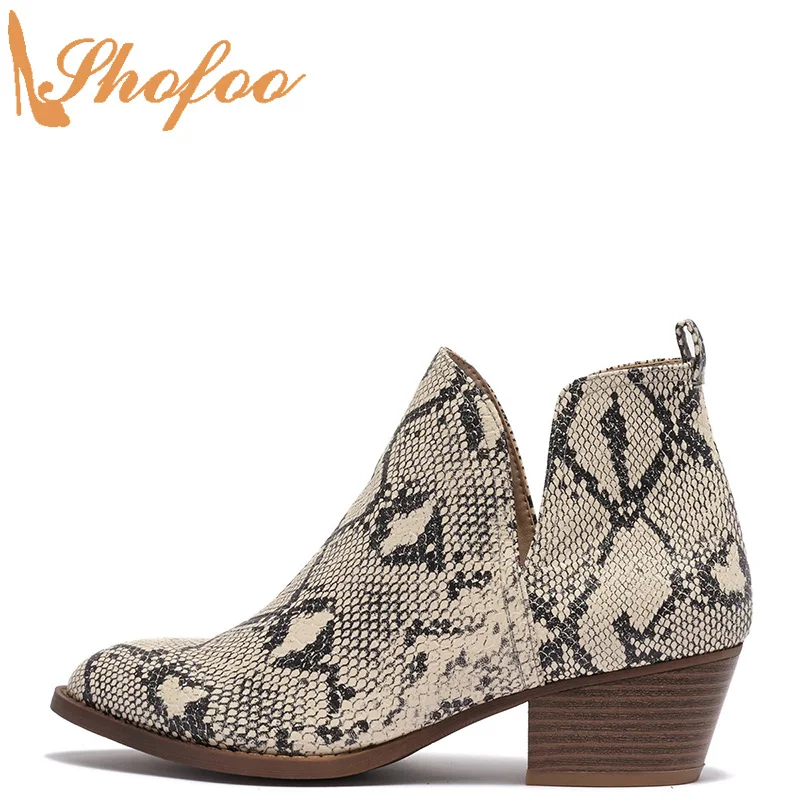 

Женские ботильоны со змеиным принтом, ботинки на высоком массивном каблуке, с острым носком, без застежки, большие размеры 12 15