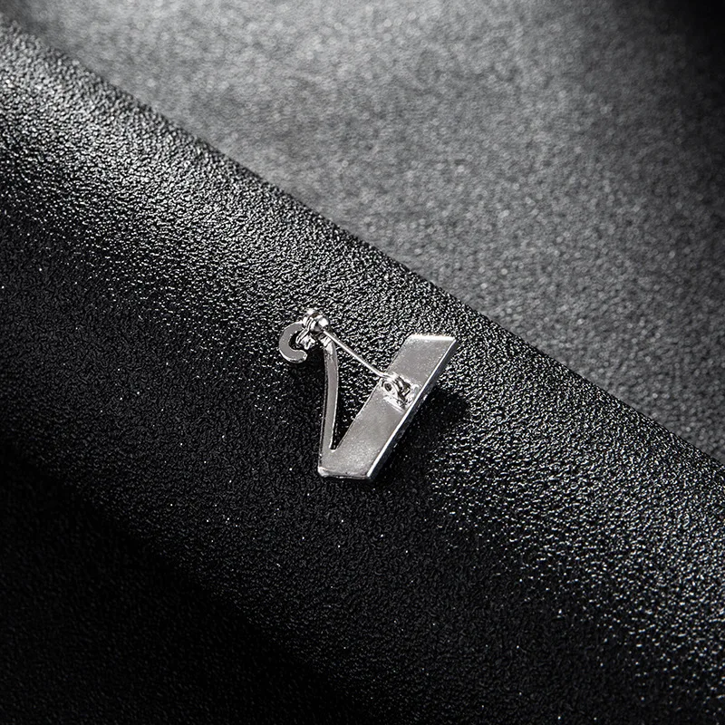 XIAO ZHAN Letter Pin Crystal Brooches for Women Creative Alphabet Metal Badges Lapel Brooch Collar Coat Cap Backpack Accessories | Украшения