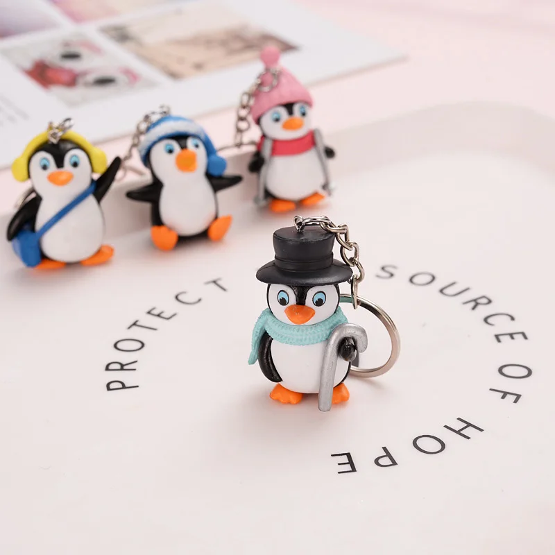 

4pcs/lot Cute Penguin Keychain Cartoon Penguins Keychains Punk Style Animal Pendant Key Rings For Women Child Bag Keyring