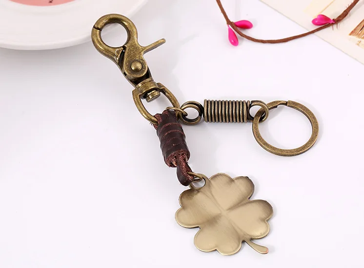 Модные Винтаж металический брелок для ключей с Кожа сплав Клевер четырехлистный