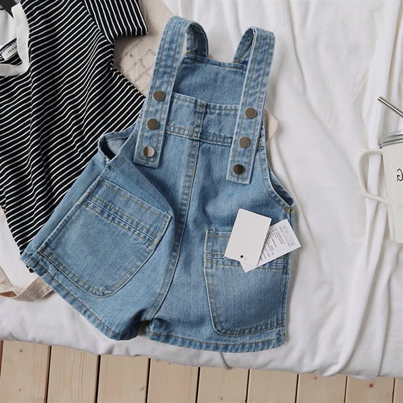

Children'S Clothing Korean Baby Denim Suspenders Shorts Pocket Stitching Spring And Summer New Boys And Girls Baby Casual Pants