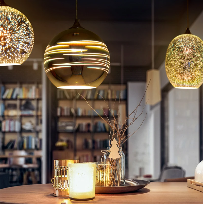 Люстра в виде стеклянных шаров цветной абажур стиле пост-модерн для ресторана - Фото №1