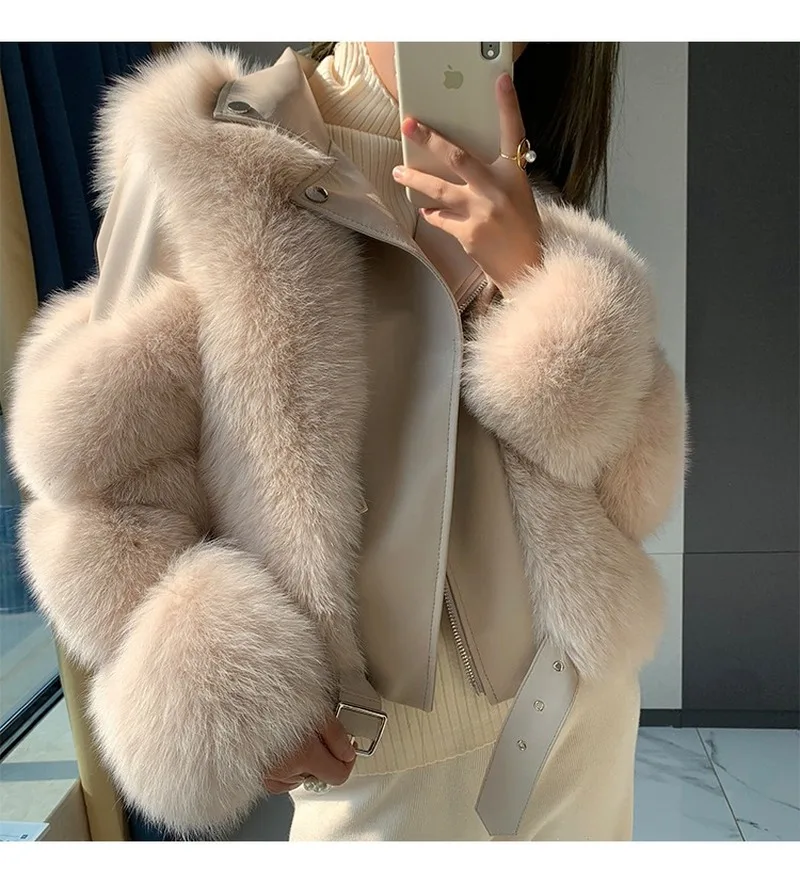 

Women Winter Furry Faux Fur Overcoat Short High Quality Fake Fox Fur Coat Outwear Cropped Faux Fur and Leather Patchwork Jackets