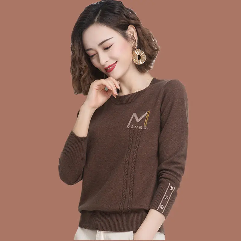 

Spring and autumn round neck Pullover women's 2021 new short style loose and thin long sleeve knitting base