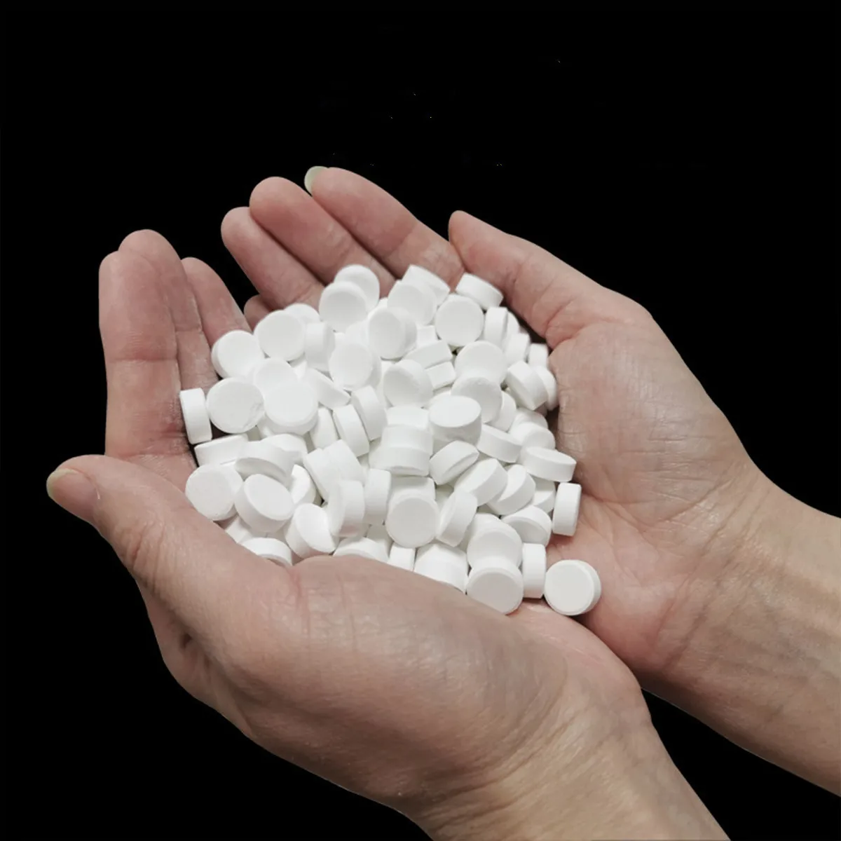 

1000Pcs Instant Disinfection Effervescent Tablet Chlorine Dioxide 84 Clothes Bleaching Floor Pet Sterilization For Home Hospital