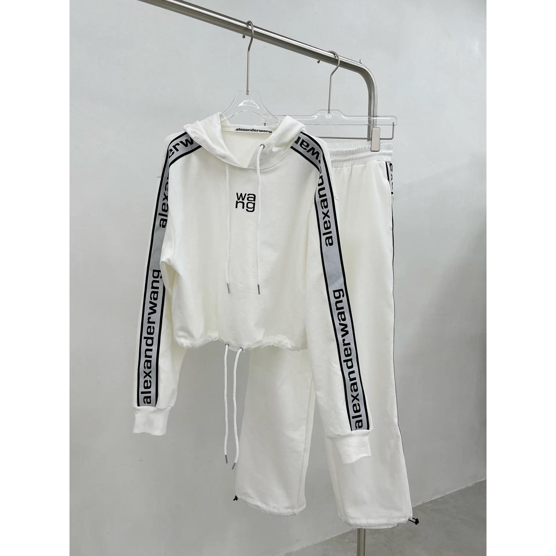 

Fashion Casual Suit 2021 Autumn Winter A. Wwang Side Letter Ribbon Hooded Sweater Hem Drawstring Pants Women Streetwear Women