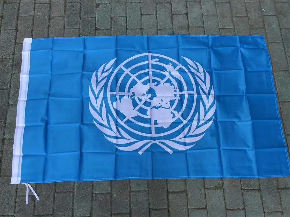 Флаг Организации Объединенных Наций 90 * 150 см ручной махающий флаг с национальностью всех стран на столе.