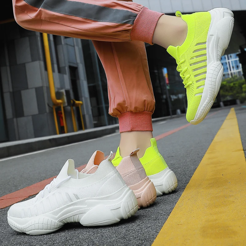 

Women's Sports Shoes Breathable Outdoor Walking Shoe Women's Mesh Casual Sneakers Lace Up Fashionable Female Sports Wear