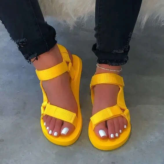 Новинка 2020 года Сезон весна-лето Женские Вьетнамки с перекрестными ремешками