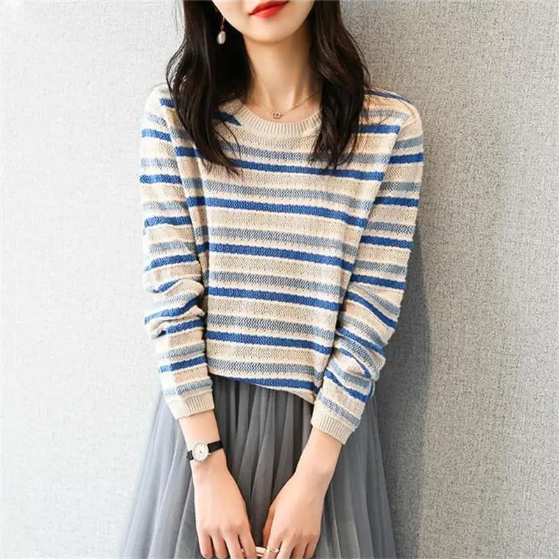 

New Female Sweater Women Winter Pullover Knitting Overszie Long Sleeve Girls Tops Loose Sweaters Knitted Outerwear Thin Sexy