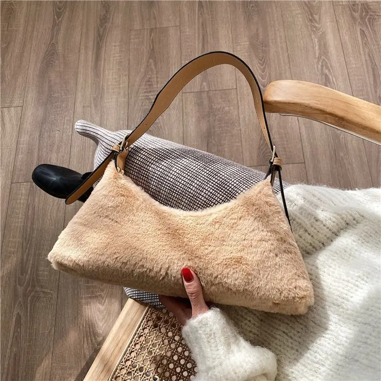 

Faux Fur Bags For Women 2020 Winter Soft Small Crossbody Shoulder Bag Brand Design High Capacity Handbags and Purses