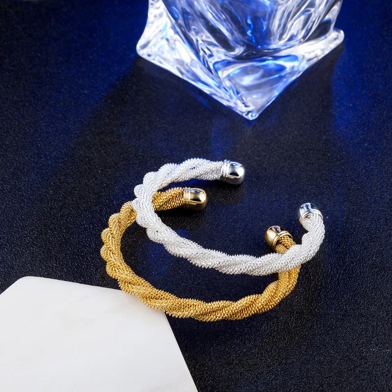 

Genuine Gold Electroplate New Torsion Wire Snake Bone Bracelet Opening Neutral Creative Design Feeling Bracelets Jewelry