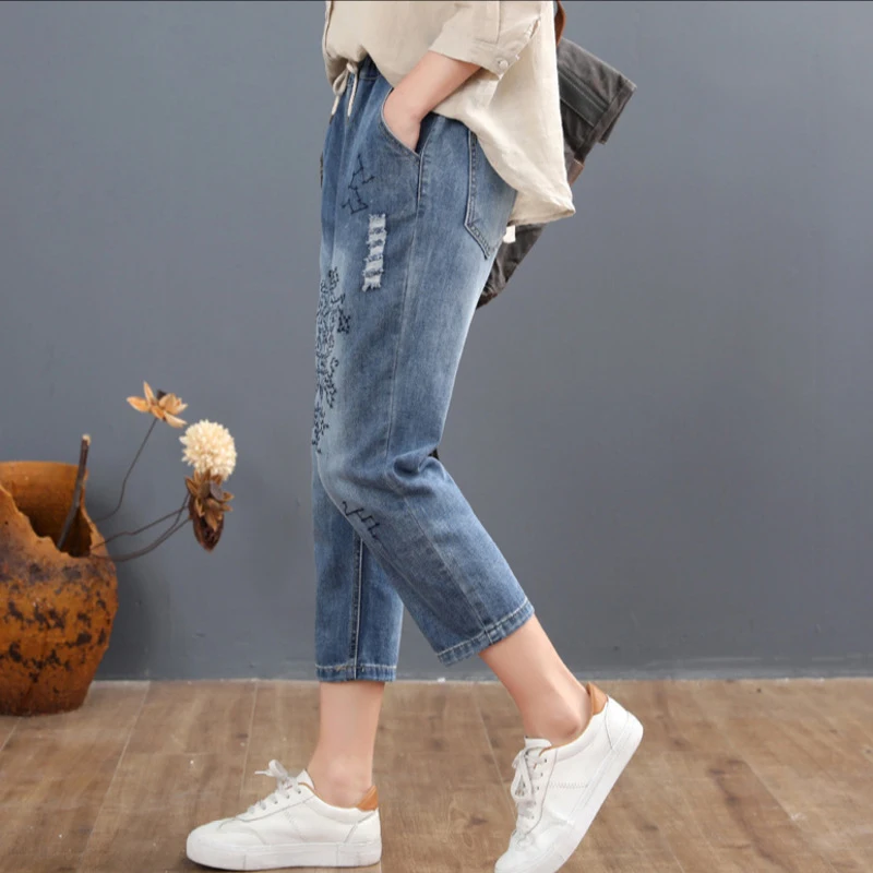 

Max LuLu 2021 European Summer New Fashion Ladies Ripped Holes Denim Pants Women Casual Vintage Jeans Female Trousers Big Size