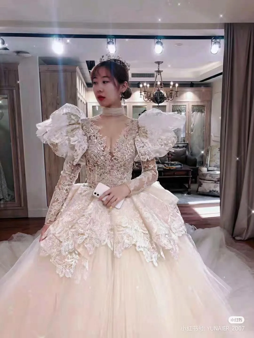 

All Over Appliques Lace Princess Ball Gown Wedding Dress Plus Size V-neck long Sleeve Flowers Bridal Dresses