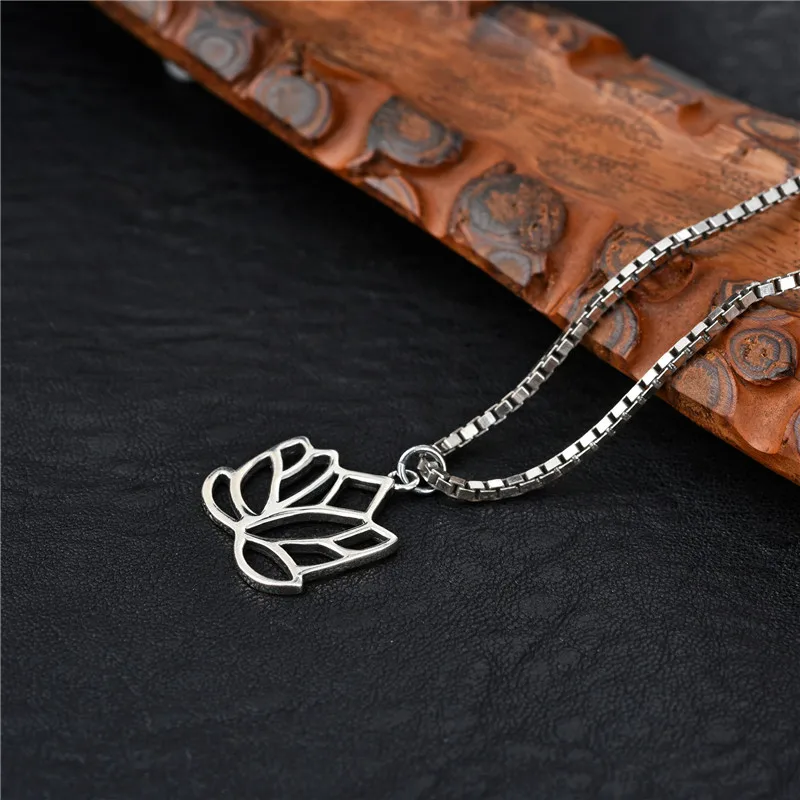 

2019 New Style 100% Silver 925 Necklace Buddhism Lotus Thai Silver Pendant Ladies Necklace Fashion Jewelry