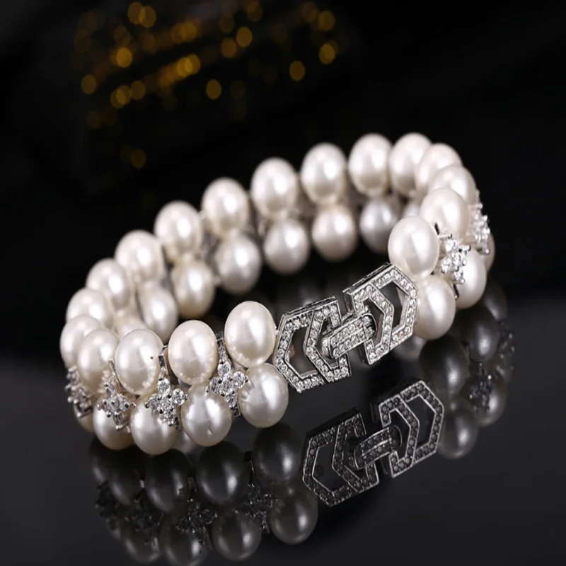 Браслет из натурального пресноводного жемчуга с цирконием в стиле Ms. Style