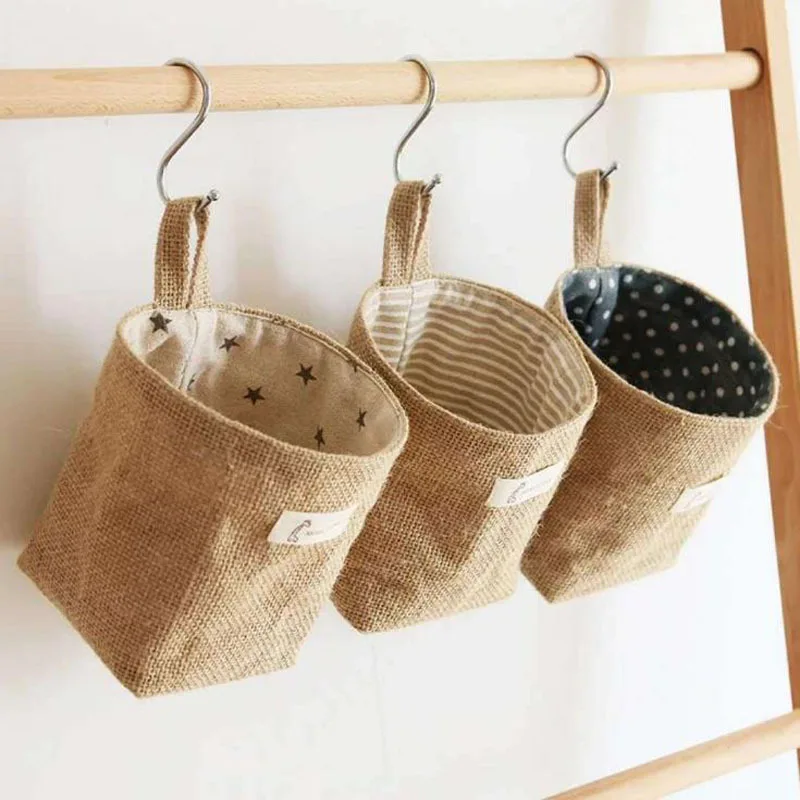 

Hanging Wall Pocket Storage Bag Small Sack Sundries Organizer Cosmetic Basket Cotton Linen Home Decoration Toy Storage Bags