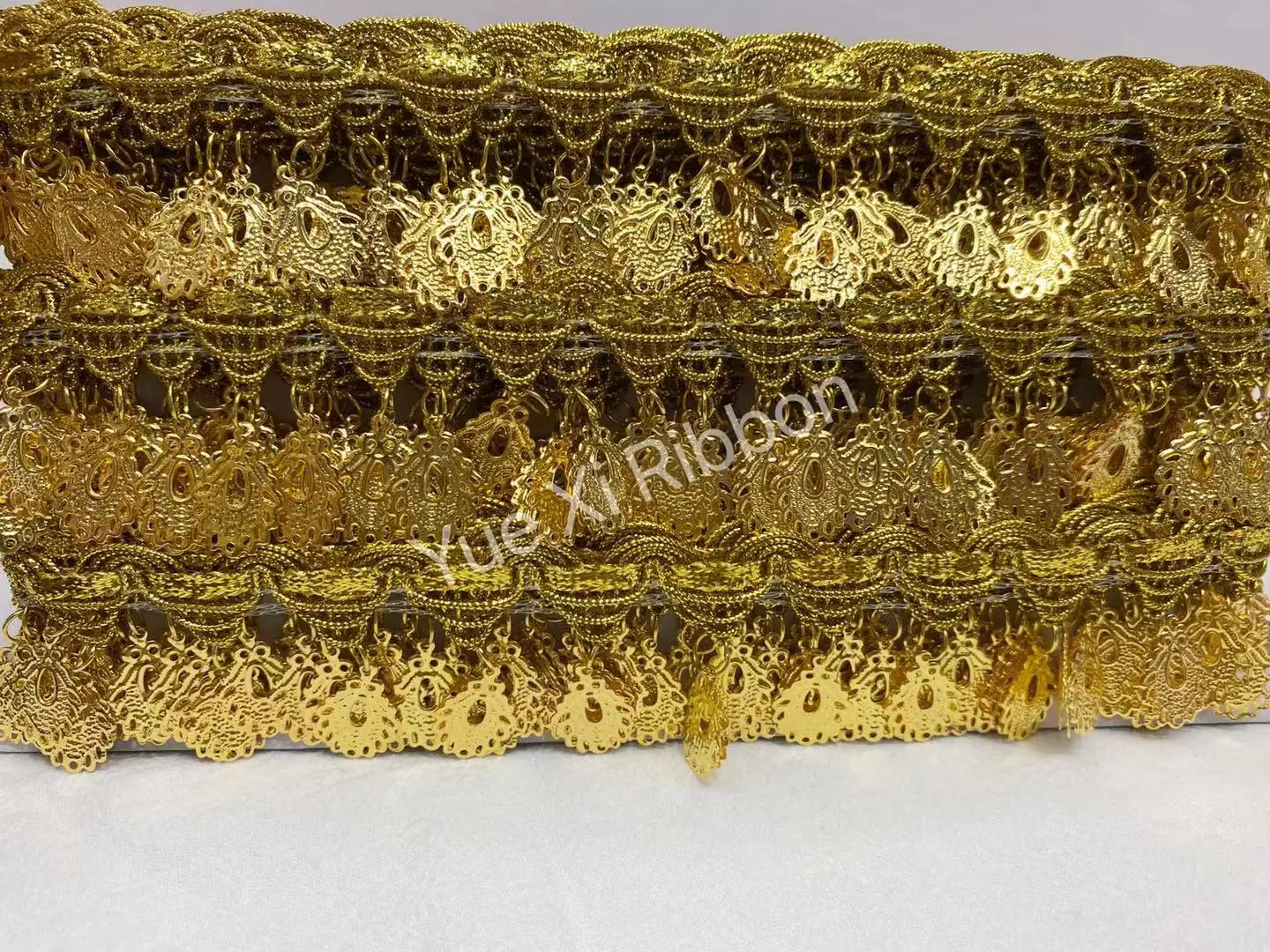 

5 ярдов, 40 мм, Уникальная Золотая кружевная отделка, свадебная кружевная ткань, «сделай сам», бахрома, блестки, кисточка, лента