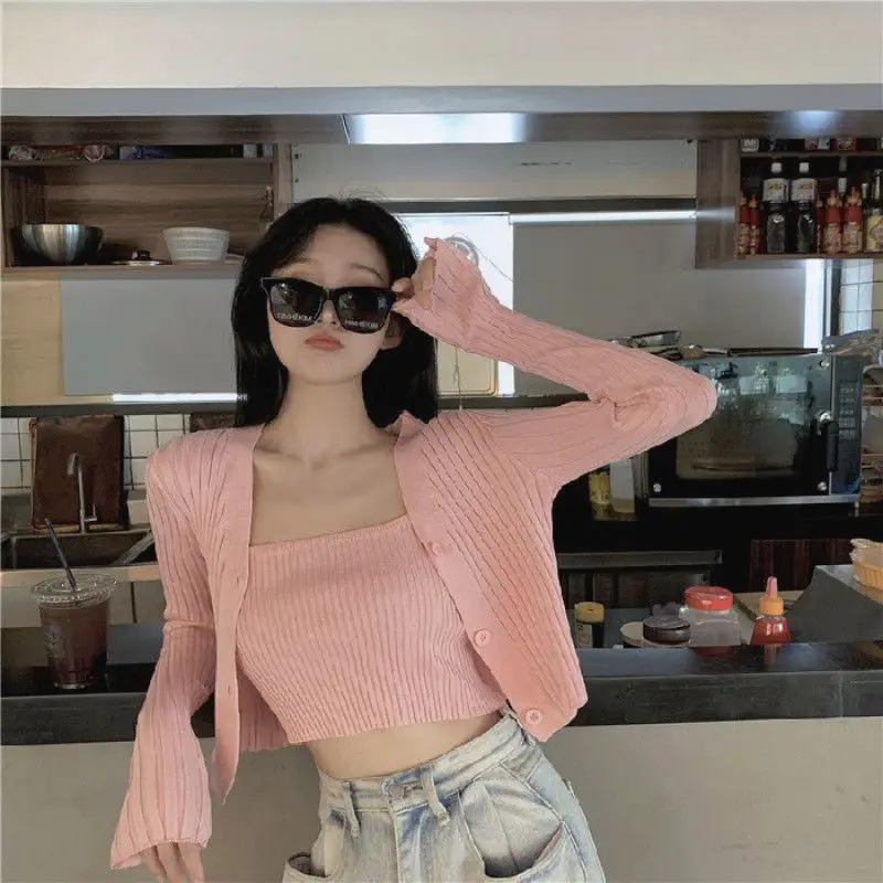 2021 Spring And Autumn Korean Version Two-Piece Suit Of The New V-neck Slim Long-Sleeved Cardigan With a Camisole Top