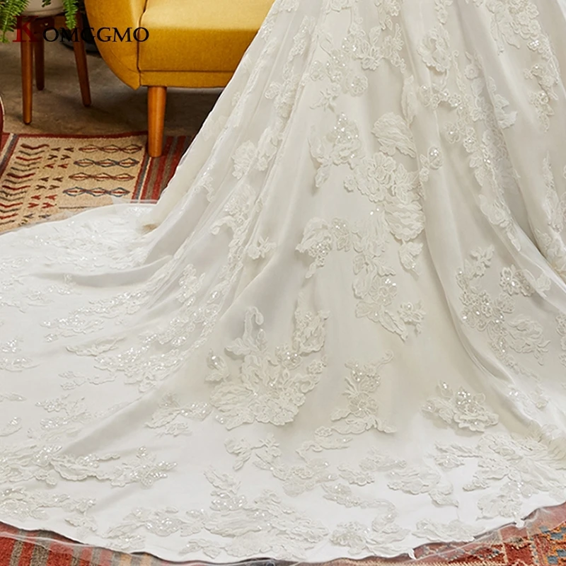 

Luxury V-Neck Embroidery Appliques Tulle Bridal Ball Gown Custom Made Sleeveless Chapel Train Backless Plus Size Wedding Dress