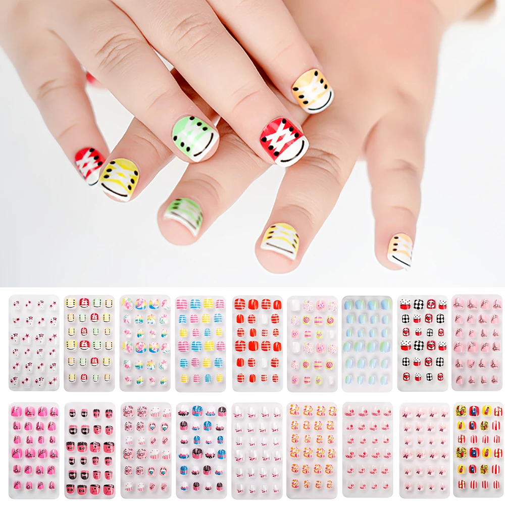 

24 Pcs/Box Full Cover Self Adhesive False Nails Cartoon Flower Fake Nails Manicure Tips Press On Children Nail Art