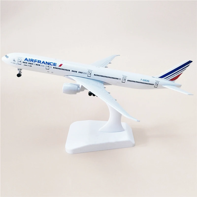 Самолеты 20 см самолеты во Францию Боинг B777 модель с колесом модели Airliner