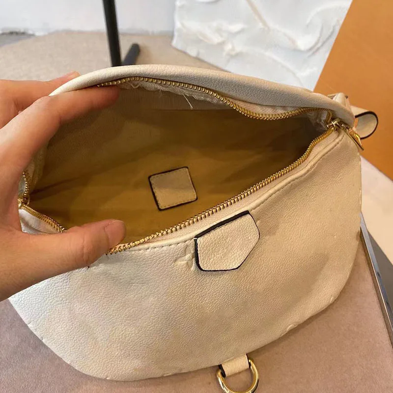 

2021 New Luxury printing waist bag women Casual Chest Bags retro messenger bag Shoulder bag fashion Shoulder chest bag