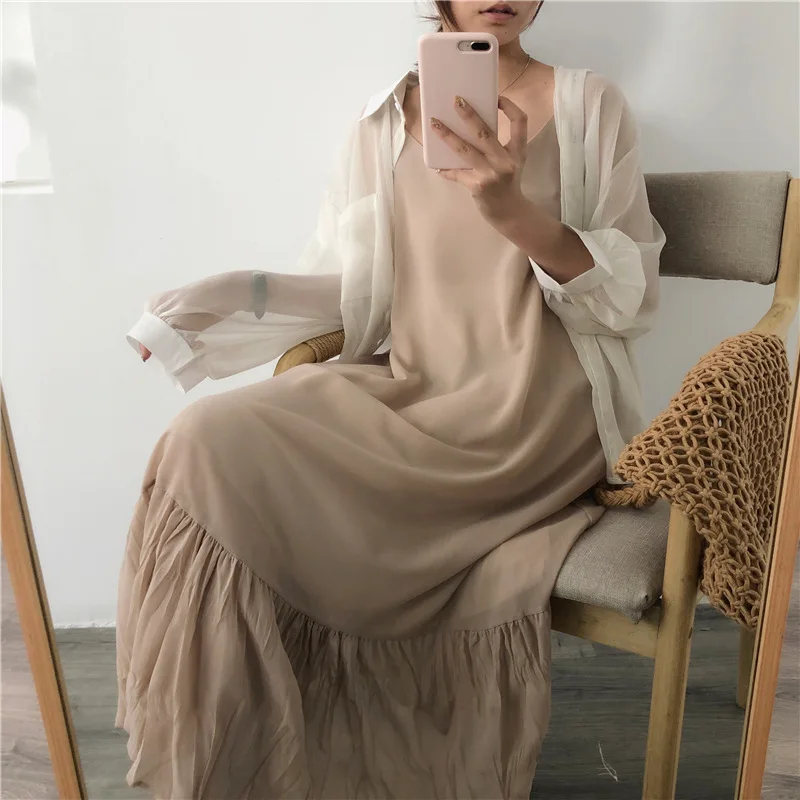 

V