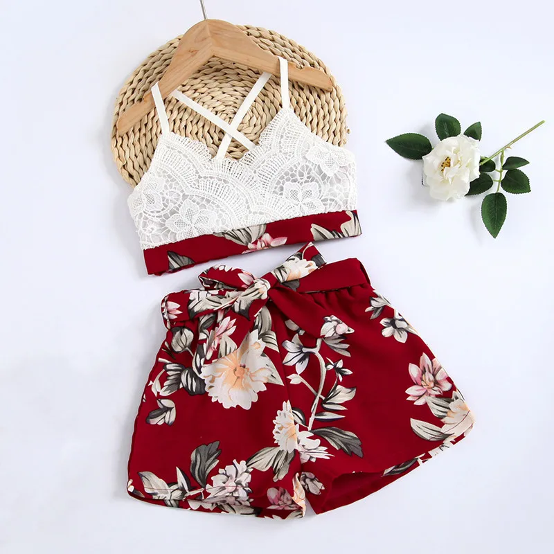 

Комплект летней одежды для маленьких девочек, новинка, модная детская кружевная кофта, жилет, цветок, бант, повседневные шорты, 2 шт., наряды, ...