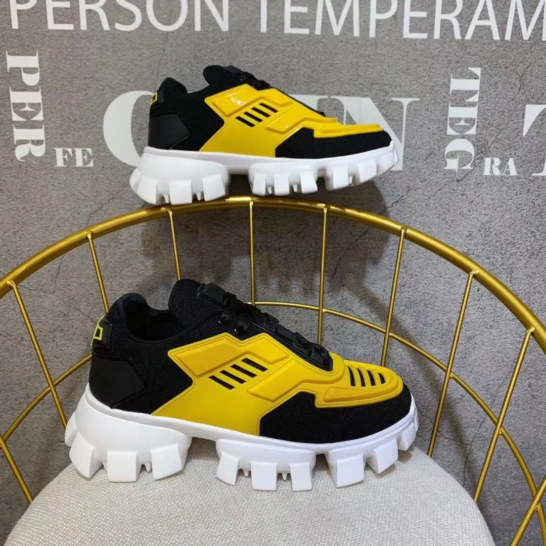Flying woven elastic sports shoes men's and women's white shoes women's thick soled flat sports shoes casual couple running shoe