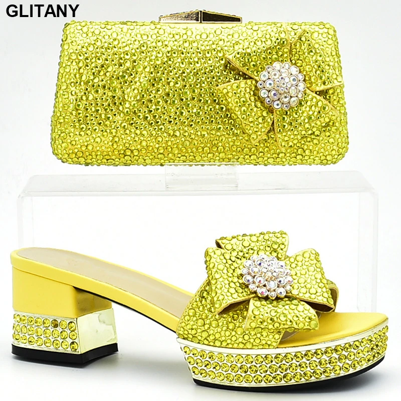 Комплект из туфель и сумочки в африканском стиле Итальянский комплект