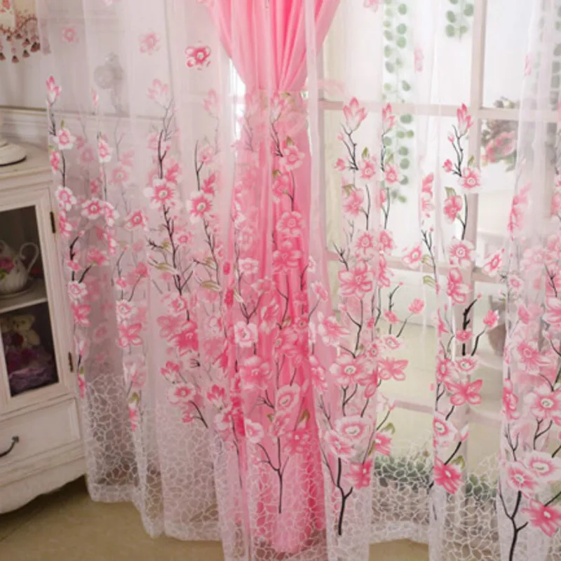 Тонкие зеленые занавески в пасторальном стиле s и экраны готовые для гостиной