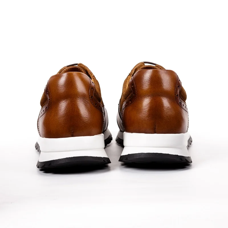 Мужские кроссовки с круглым носком KUD371 коричневые из натуральной коровьей замши