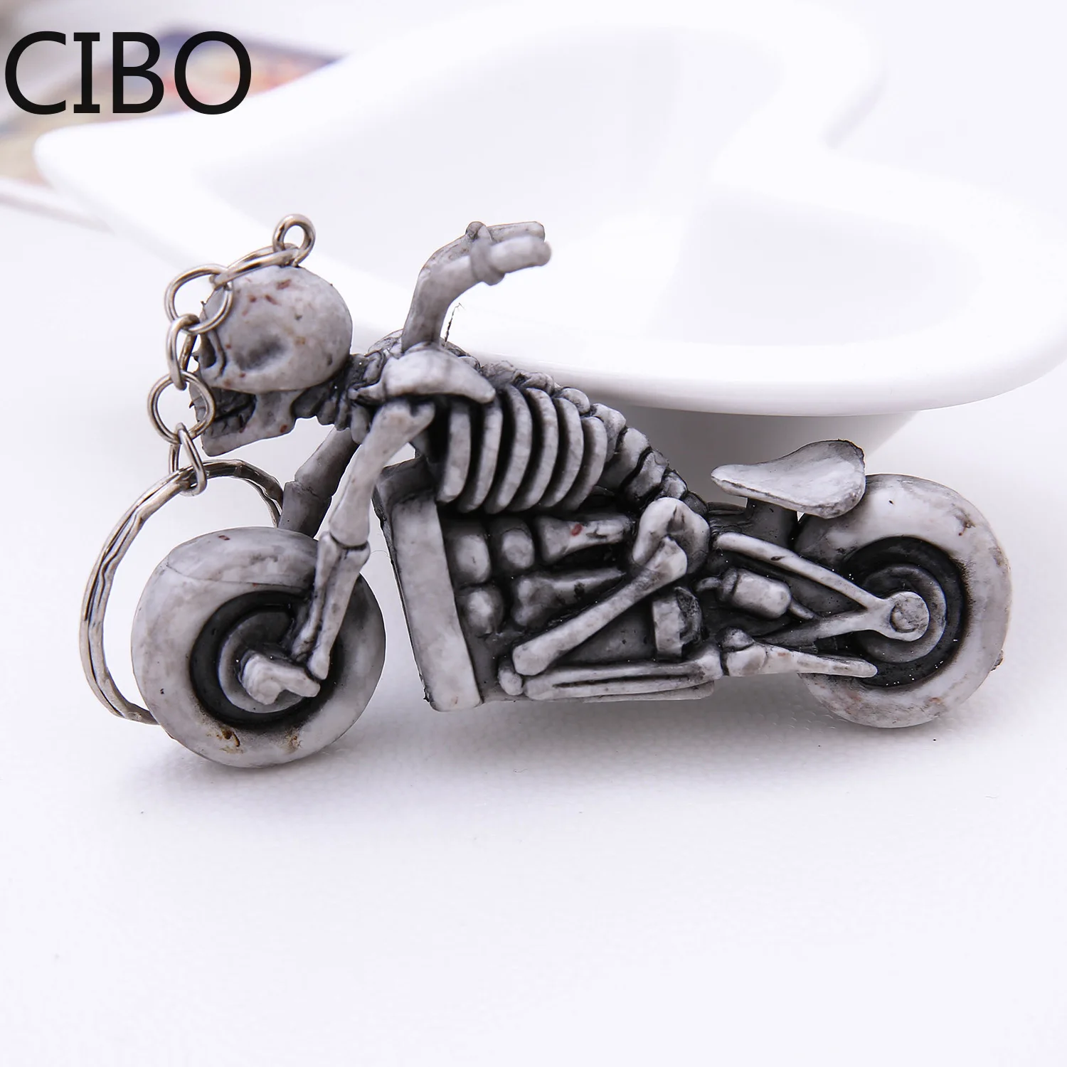 2019 New Skeleton Skull Motorcycle Autobike Keychains Keyrings Key Chains Purse Bag Pendant For Car llaveros |