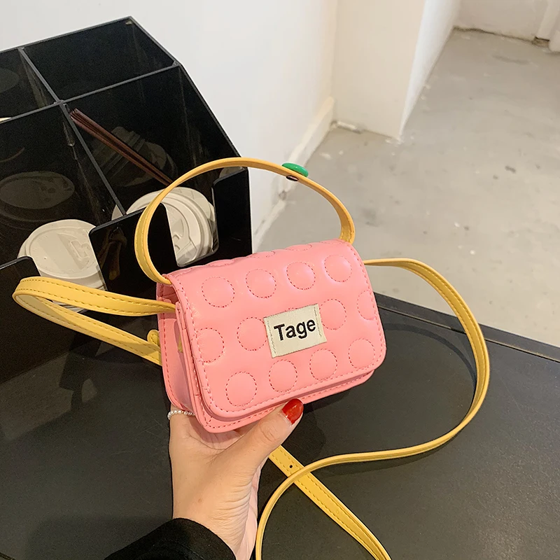 

Маленькая квадратная мини-сумка 2021, модная новая качественная женская сумочка из искусственной кожи, сумки-мессенджеры на плечо с цепочкой ...