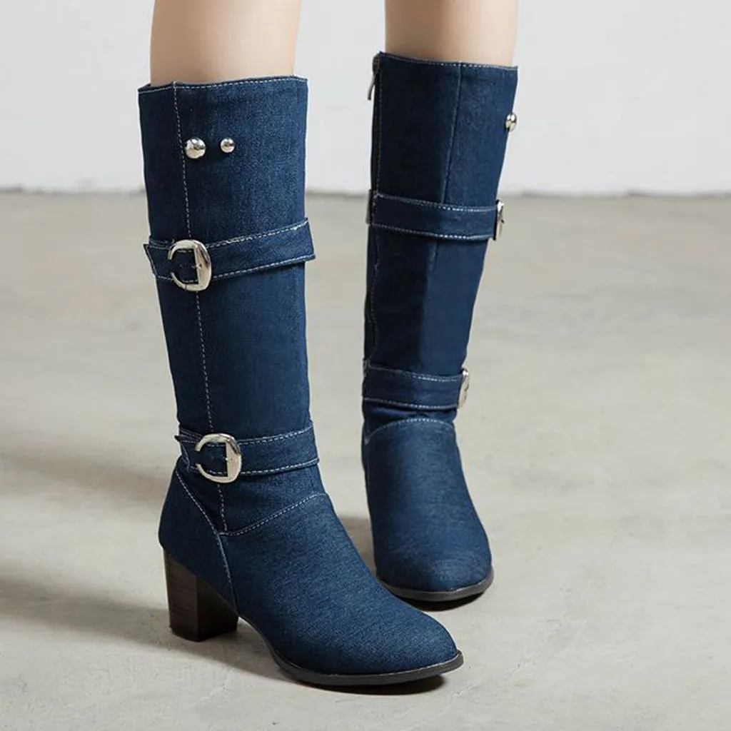 Женские джинсовые ковбойские сапоги на высоком каблуке с пряжкой и ремешком