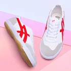 USHINE EU34-44 качество красная парусиновая Классическая Ретро Мужская Спортивная обувь Обувь для настольного тенниса Фитнес и рисунком кунг-фу занятий тренировочные кроссовки Большие размеры мужские и женские