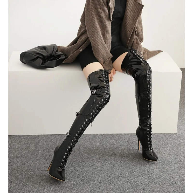 Белые модные женские сапоги выше колена на шпильке новинка 2021 зимние высоком