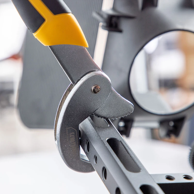 

Youpin Universal wrench set Surface plating High carbon steel forging Gear design Safe and labor-saving