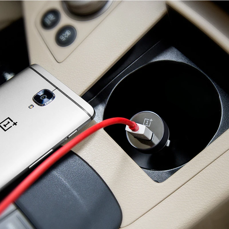 Фото Оригинальное автомобильное зарядное устройство oneplus 6T 1 м с красным тип-c кабелем Оригинальное автомобильное зарядное устройство oneplus 6T 1 м с красным тип-c кабелем