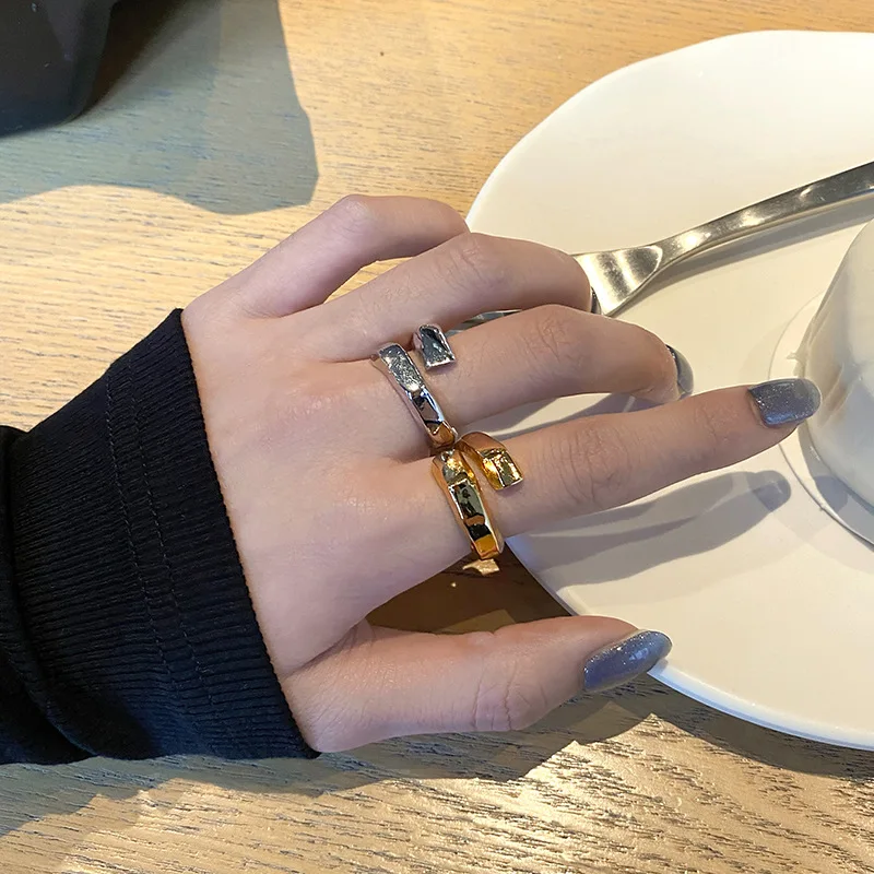 

Adjustable Opening