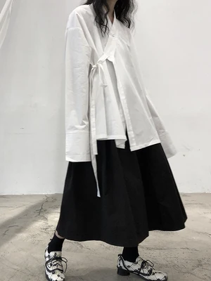 

New Japanese lace-up Lady's shirt design sense Niche long-sleeved shirt new white top