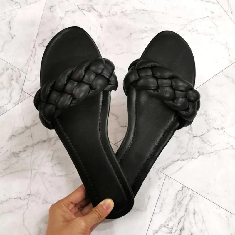 

Women's Slippers Summer New Round Head Flat Slippers Outdoor Wear Beach Leather Designer Shoes Comfortable Casual Shoes