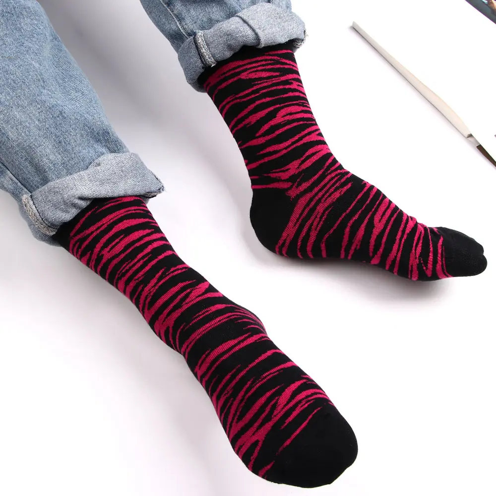 Носки мужские хлопковые в полоску теплые мягкие повседневные с принтом зебры