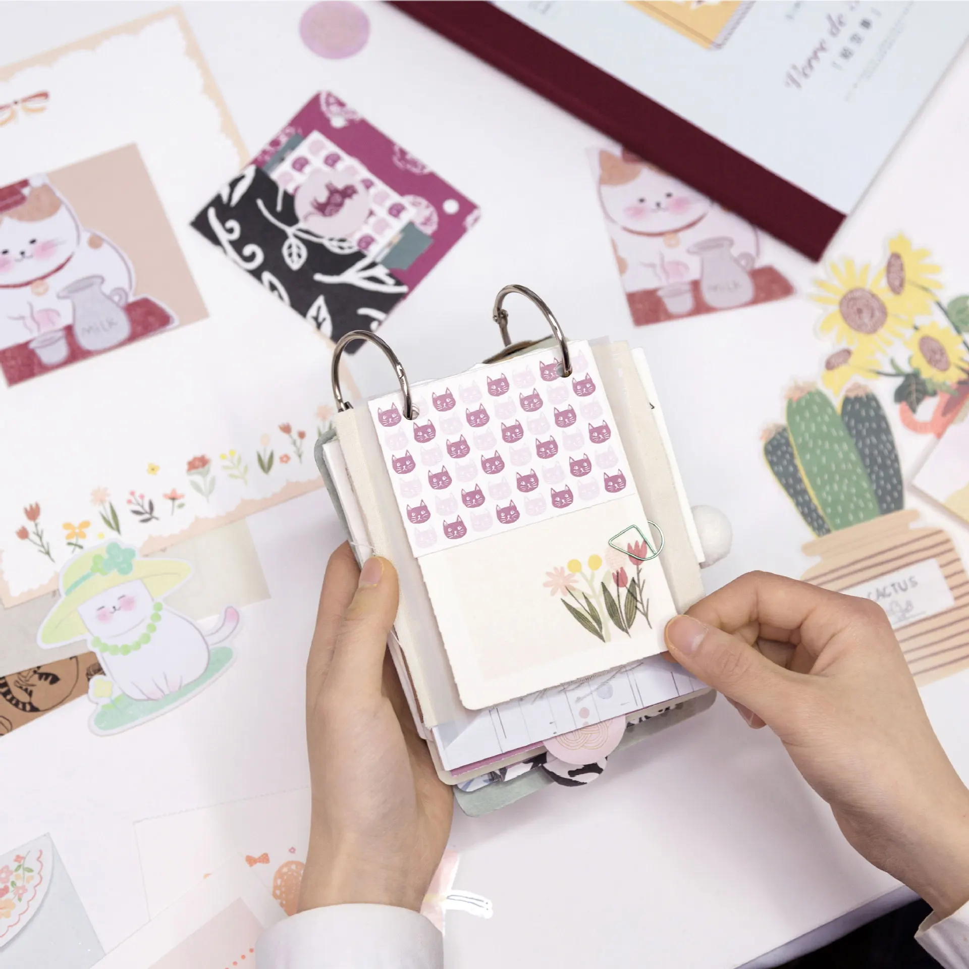 

Multiple paper Material Paper Junk Journal Planner Craft Paper Scrapbooking Vintage Decorative DIY Craft Photo Albums