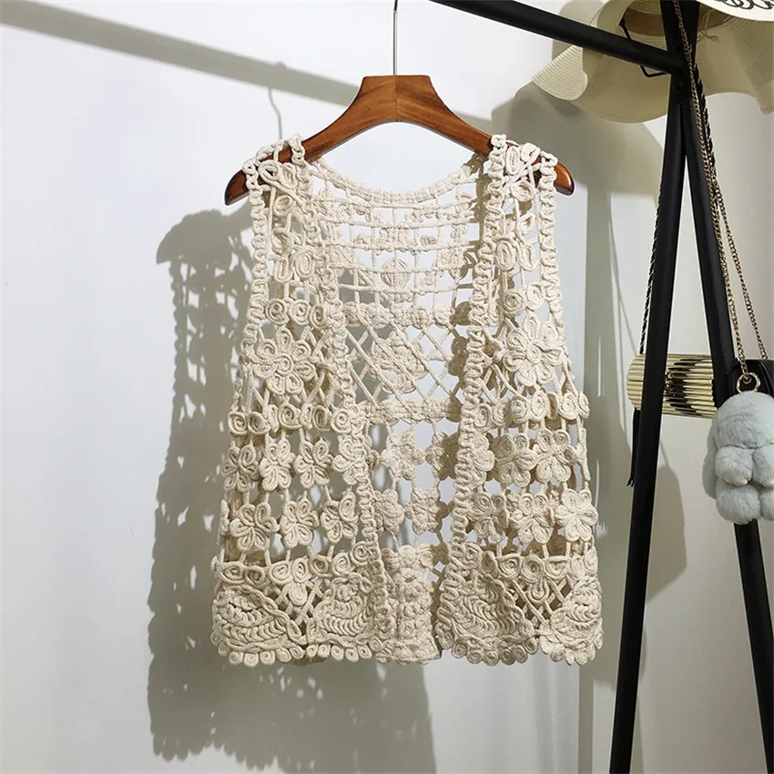 

Women Knitted Vest Fashion Elegant Lady Hollow Out Vests Big Size Female Slim Sleeveless Coat Beach Jackets Short Paragraph 1251