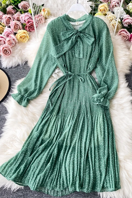 

Korean fashion dot folds Chiffon MIDI A-line dress women's Long Sleeve Flare Sleeve casual long dress women elegant swing dress