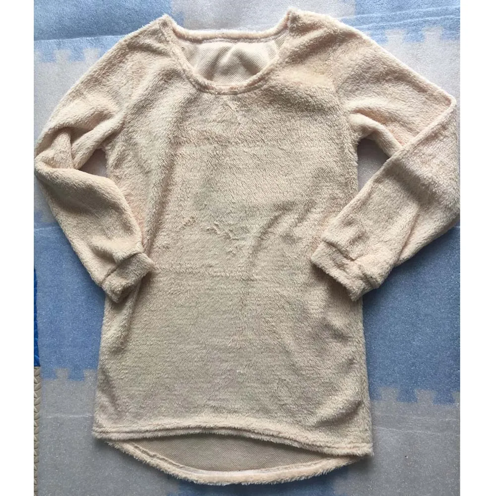 Женский осенний свитер с круглым вырезом повседневный однотонный трикотажный