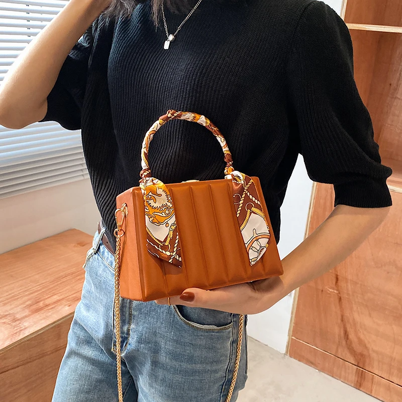 

VeryMe Women Solid Color Square Box Bag Fashion Chain Leather Shoulder Messenger Pack Vintage Luxury Ladies Handbags Sac De Luxe