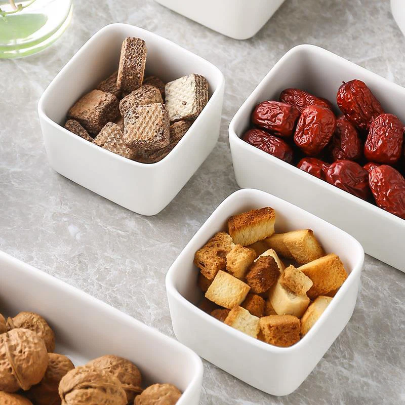 

Ceramic Small Square Bowl Dried Fruit Snack Dish Hot Pot Dipping Saucer Dessert Bowl Simple White Small Fruit Salad Bowl